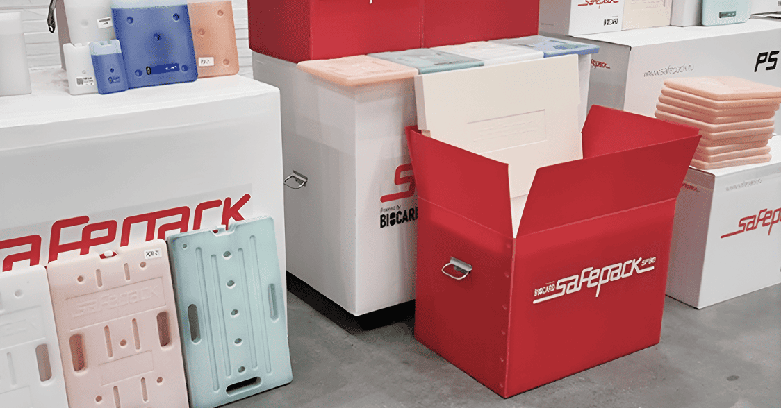 Термоконтейнеры и хладоэлементы Safepack на складе для перевозки медицинских грузов с температурным режимом по РФ, миру.
